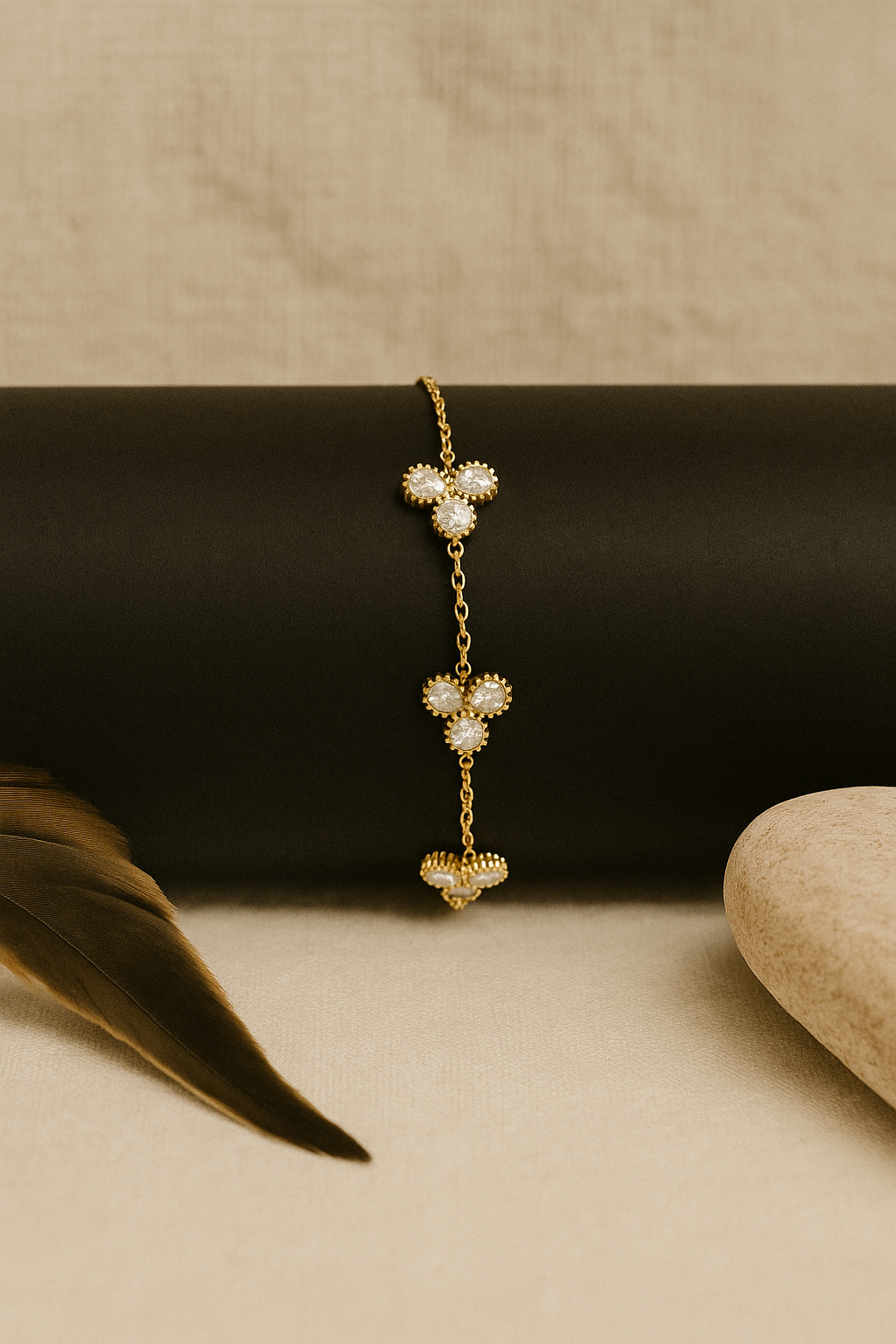 Clover Spark Bracelet
