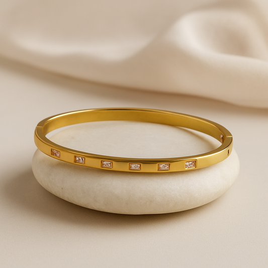 Luxe Line Bracelet